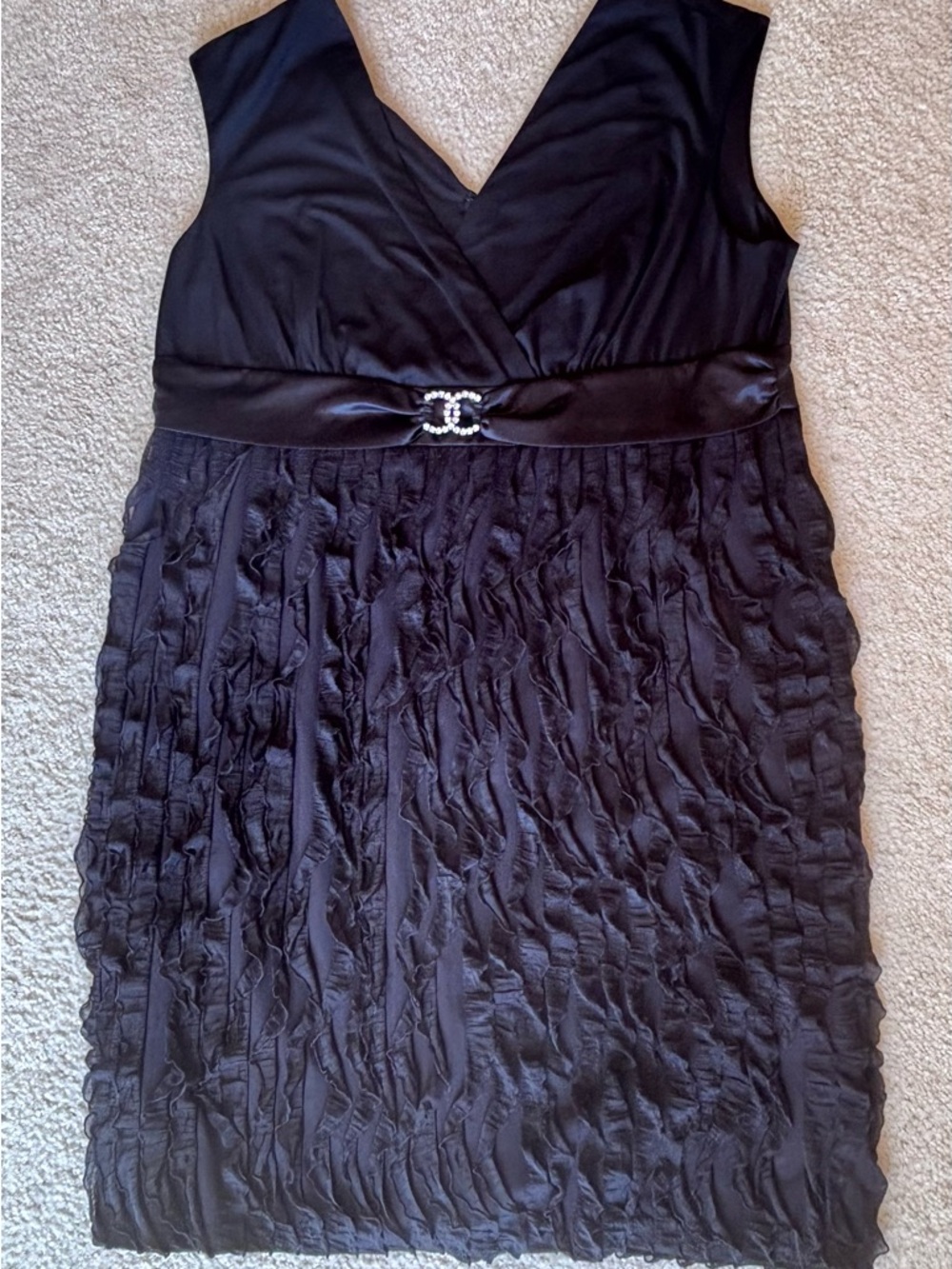 R&M Richards Black Sleeveless V-Neck Ruffle Midi Dress with Rhinestone Buckle